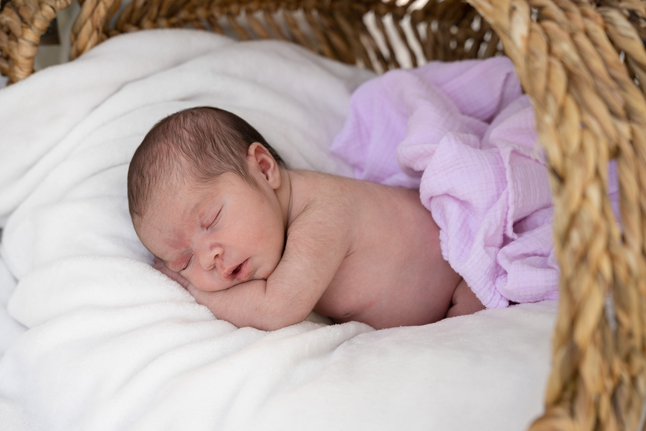 Newborn at-home photograph 8